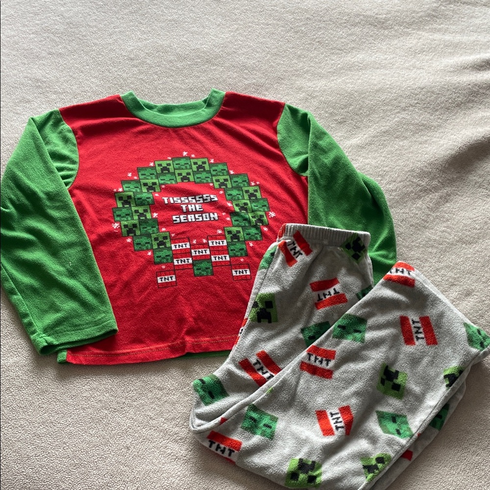 Minecraft Kids Pajamas | Size 10 | Creeper & TNT Print | Red & Green